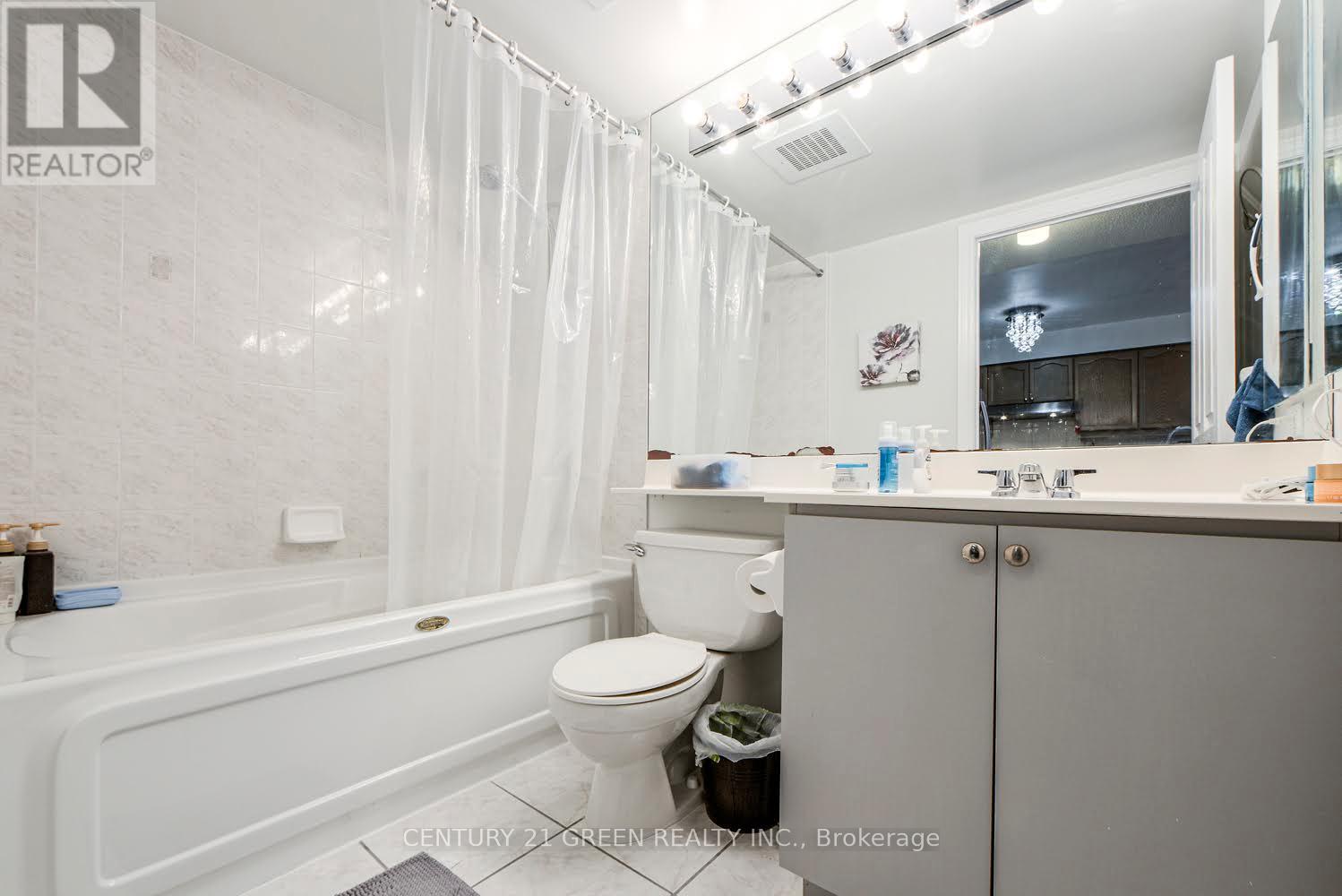 2623 - 68 Corporate Drive Property Photo 6