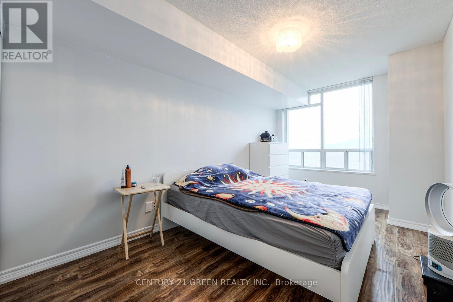 2623 - 68 Corporate Drive Property Photo 16