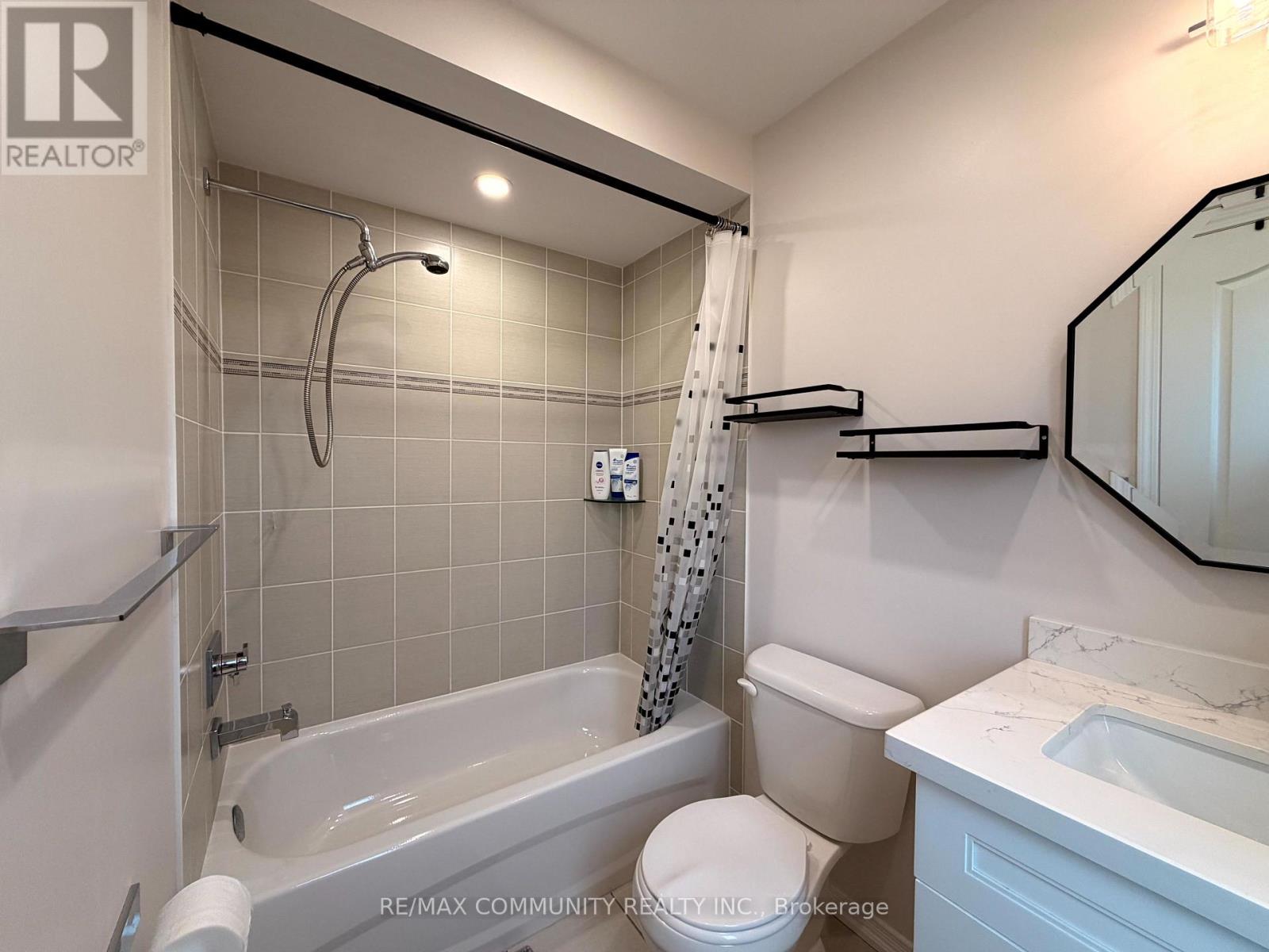 2557 Bandsman Crescent Property Photo 29