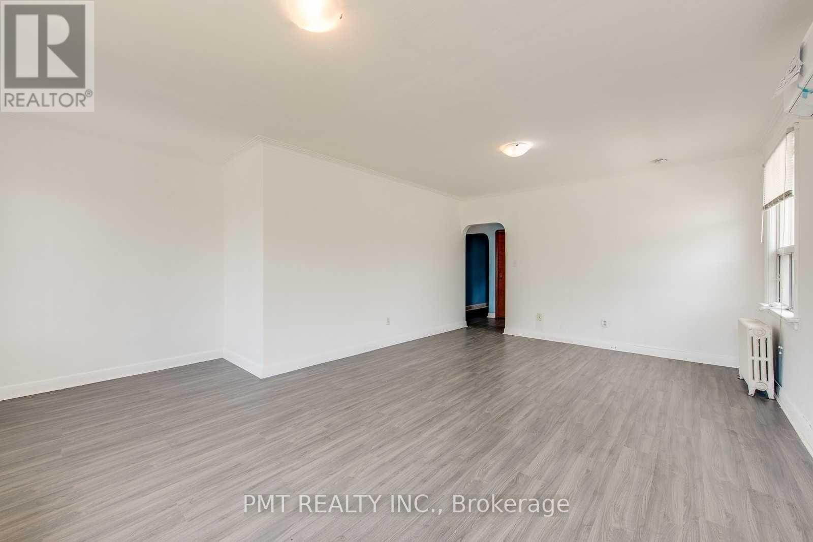 6 - 58 Leyton Avenue Property Photo 3