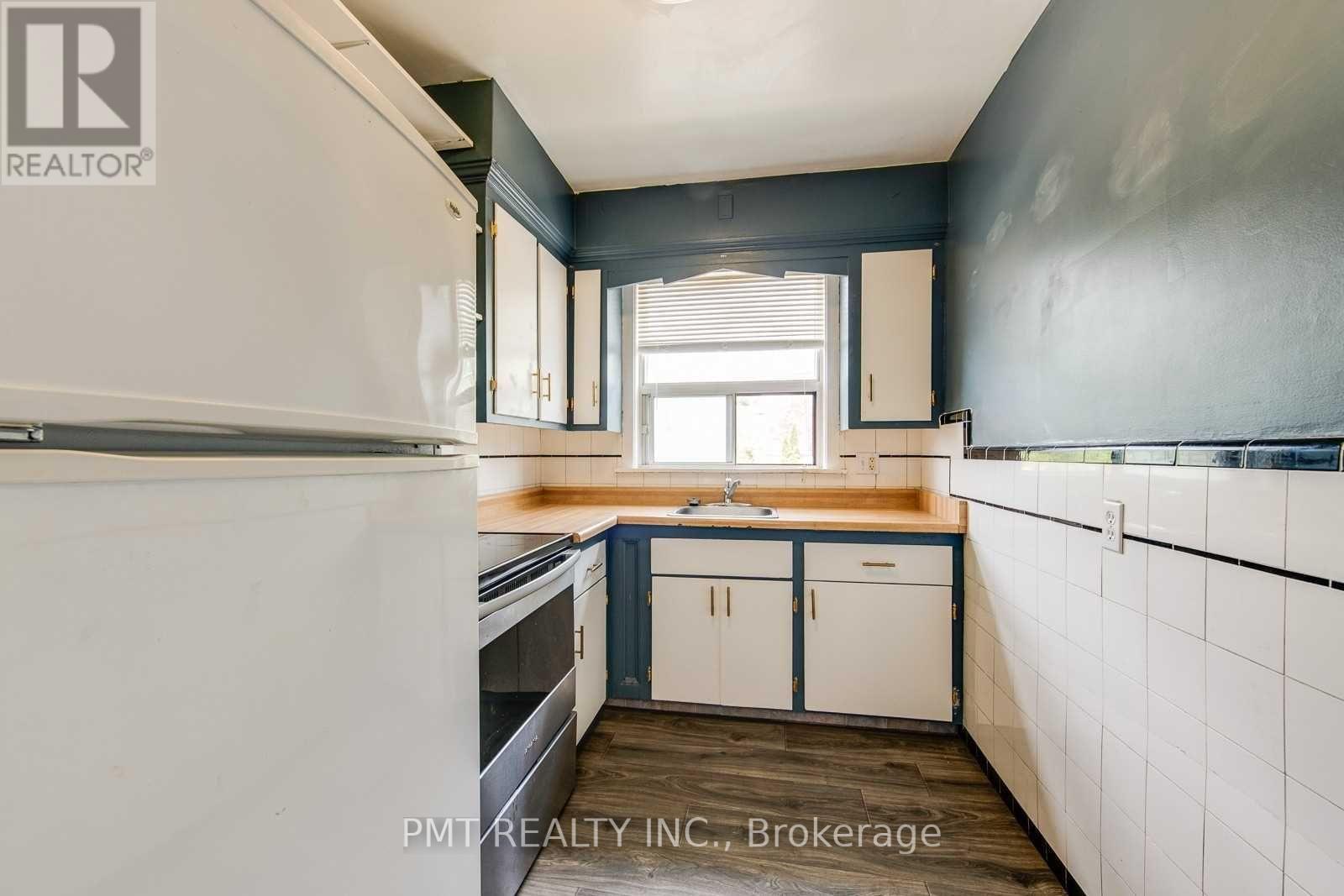 6 - 58 Leyton Avenue Property Photo 6