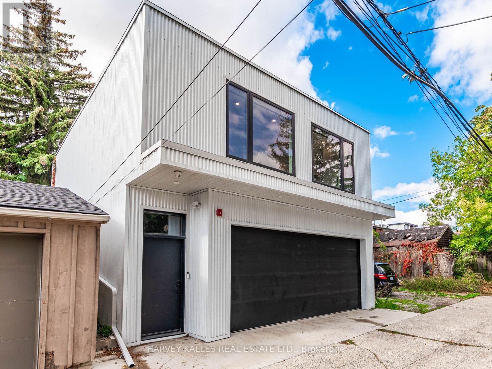 20 Leslie Garden Lane Property Photo 1