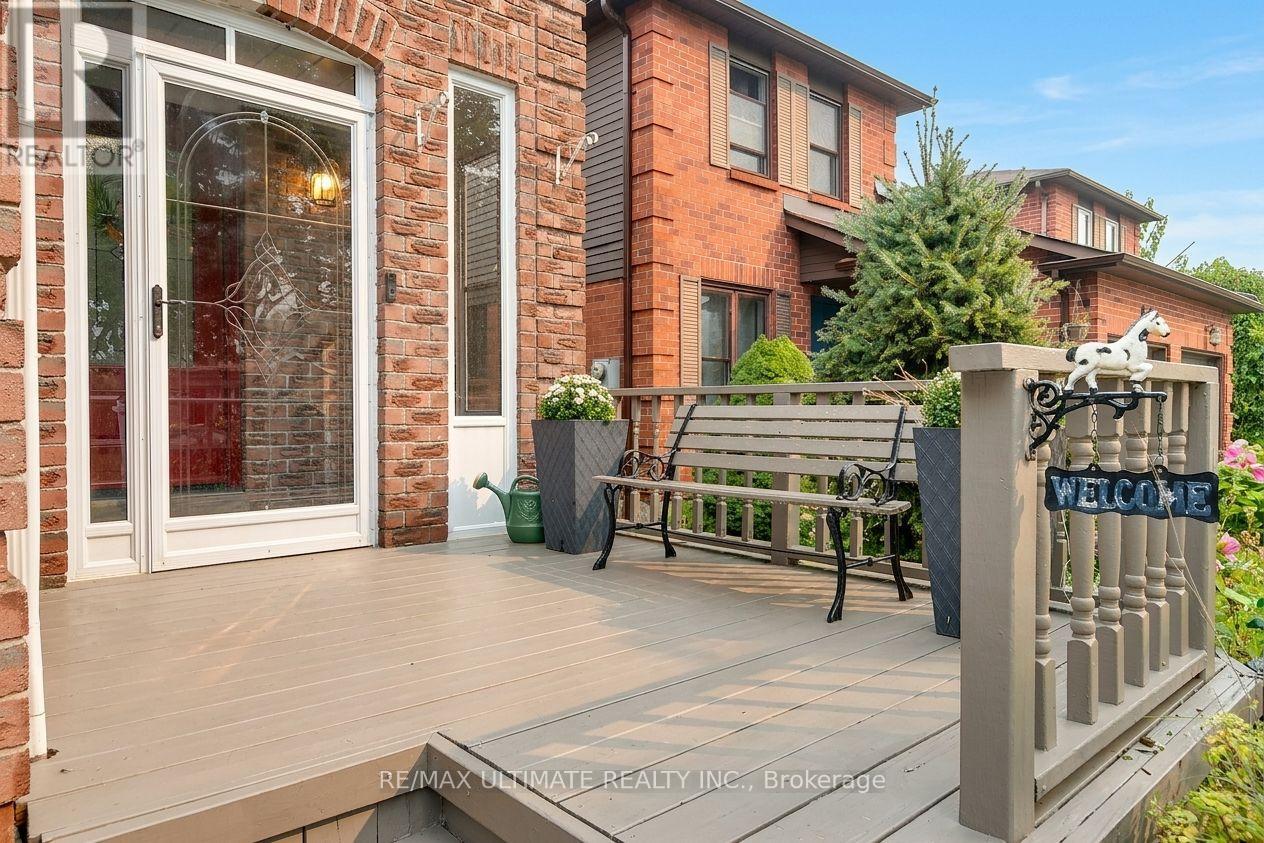 73 Cluett Drive Property Photo 3