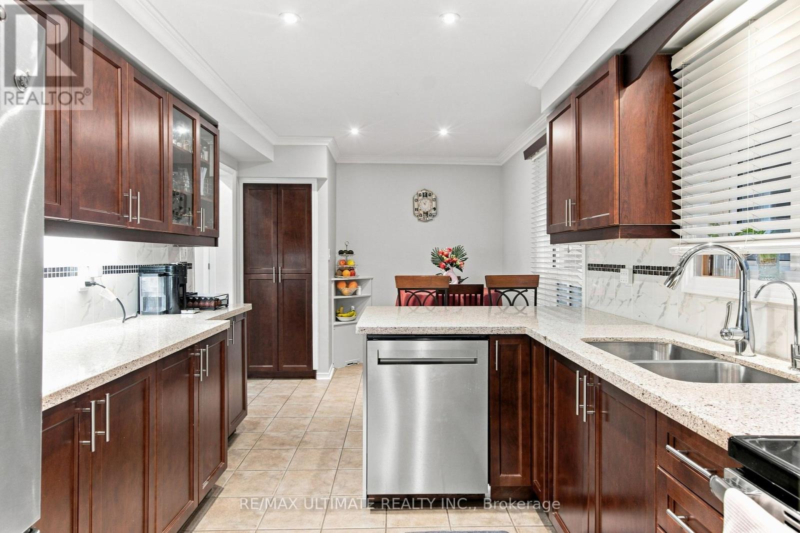 73 Cluett Drive Property Photo 13