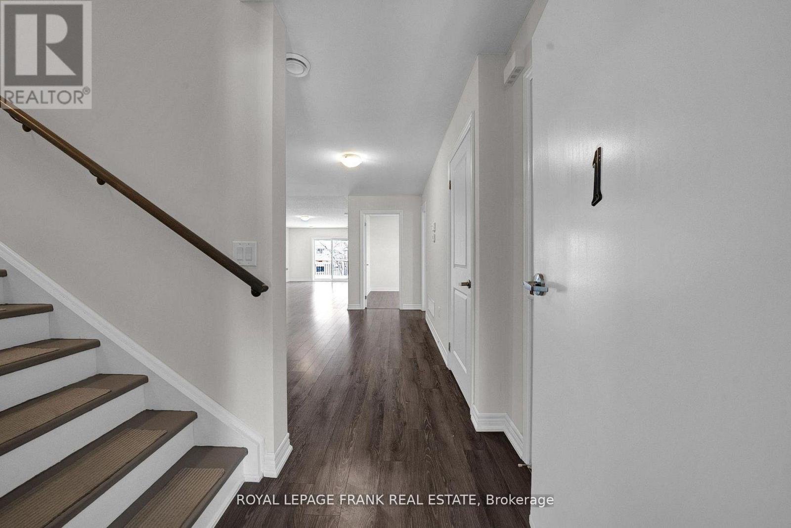 402 Olive Avenue Property Photo 5