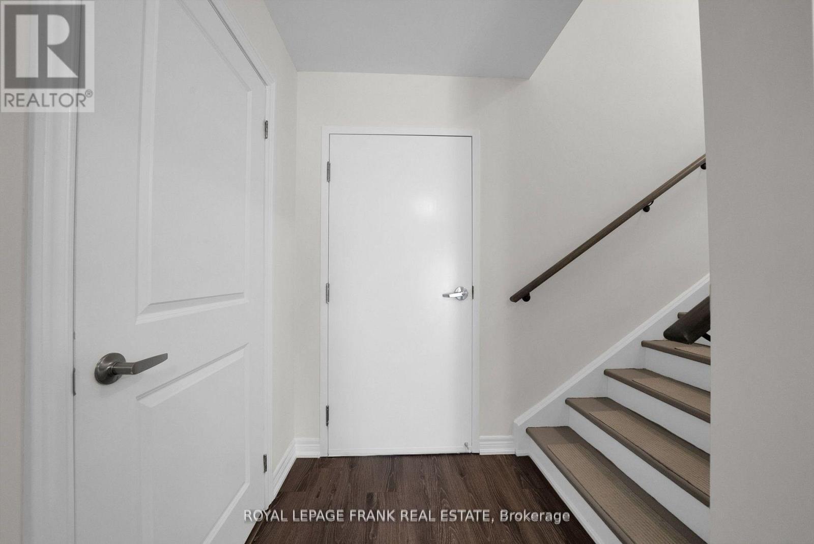 402 Olive Avenue Property Photo 6
