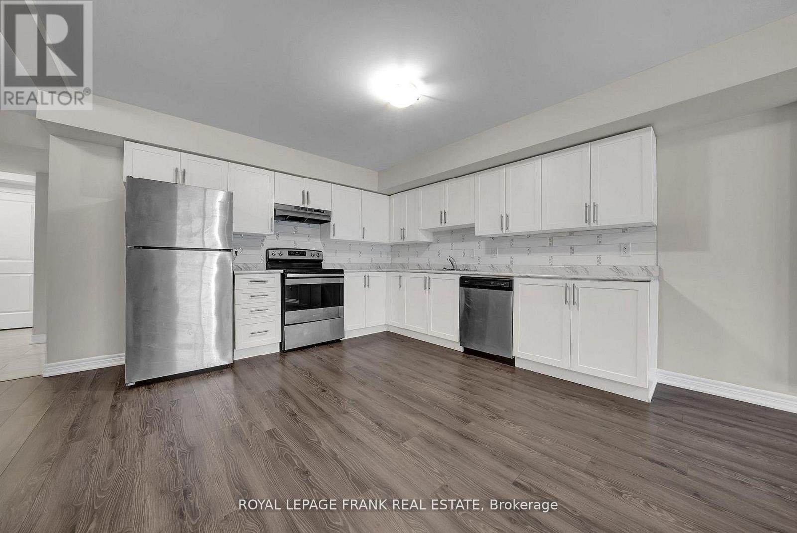 402 Olive Avenue Property Photo 22