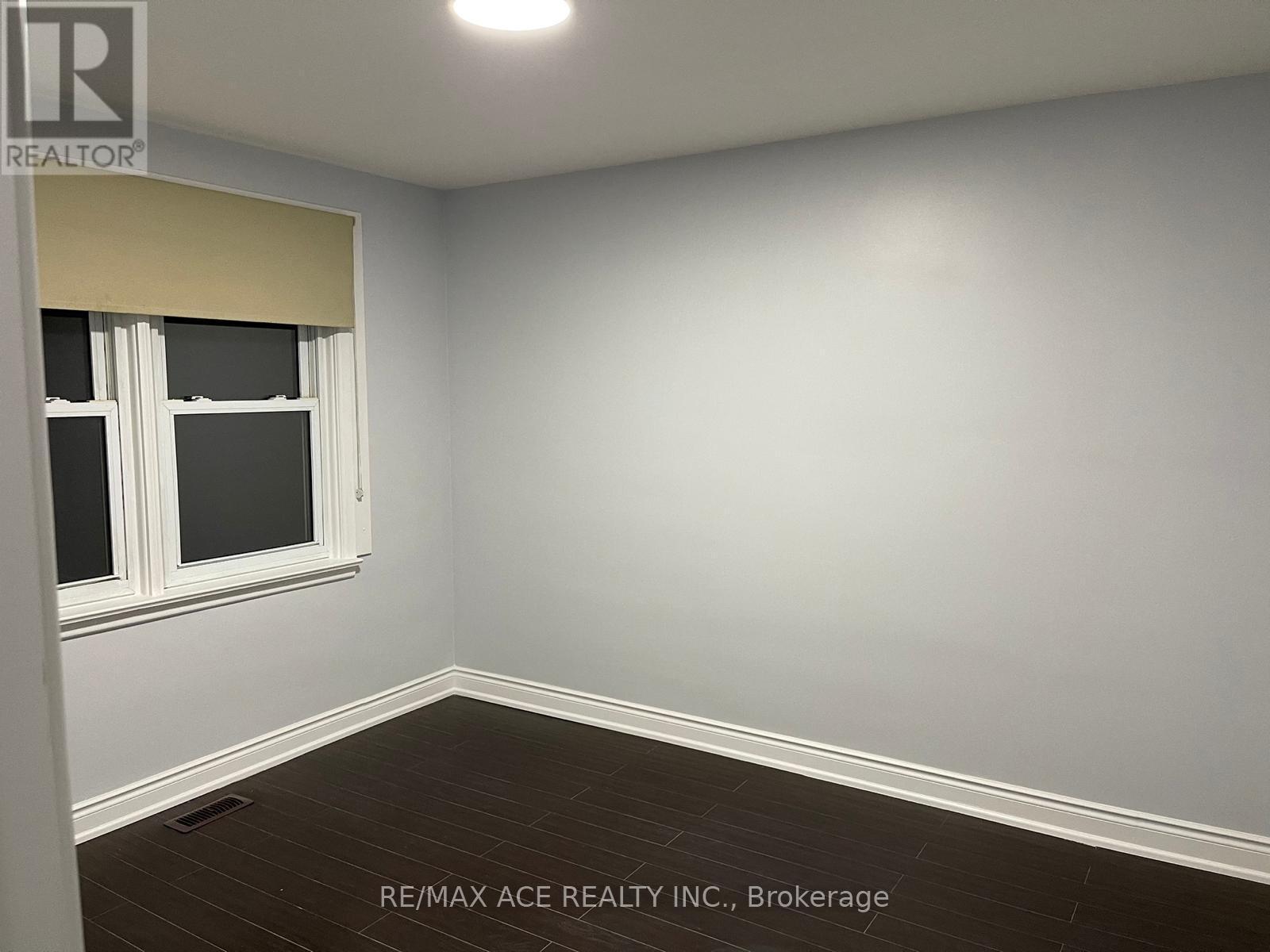 55 Brenda Crescent Property Photo 6