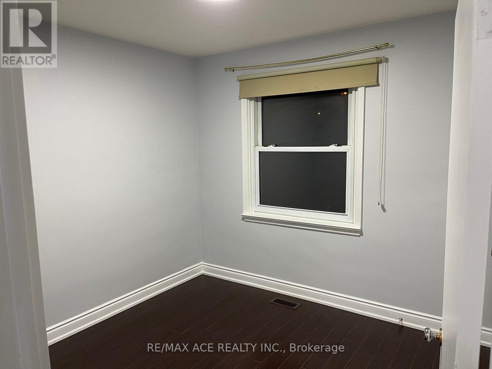 55 Brenda Crescent Property Photo 7