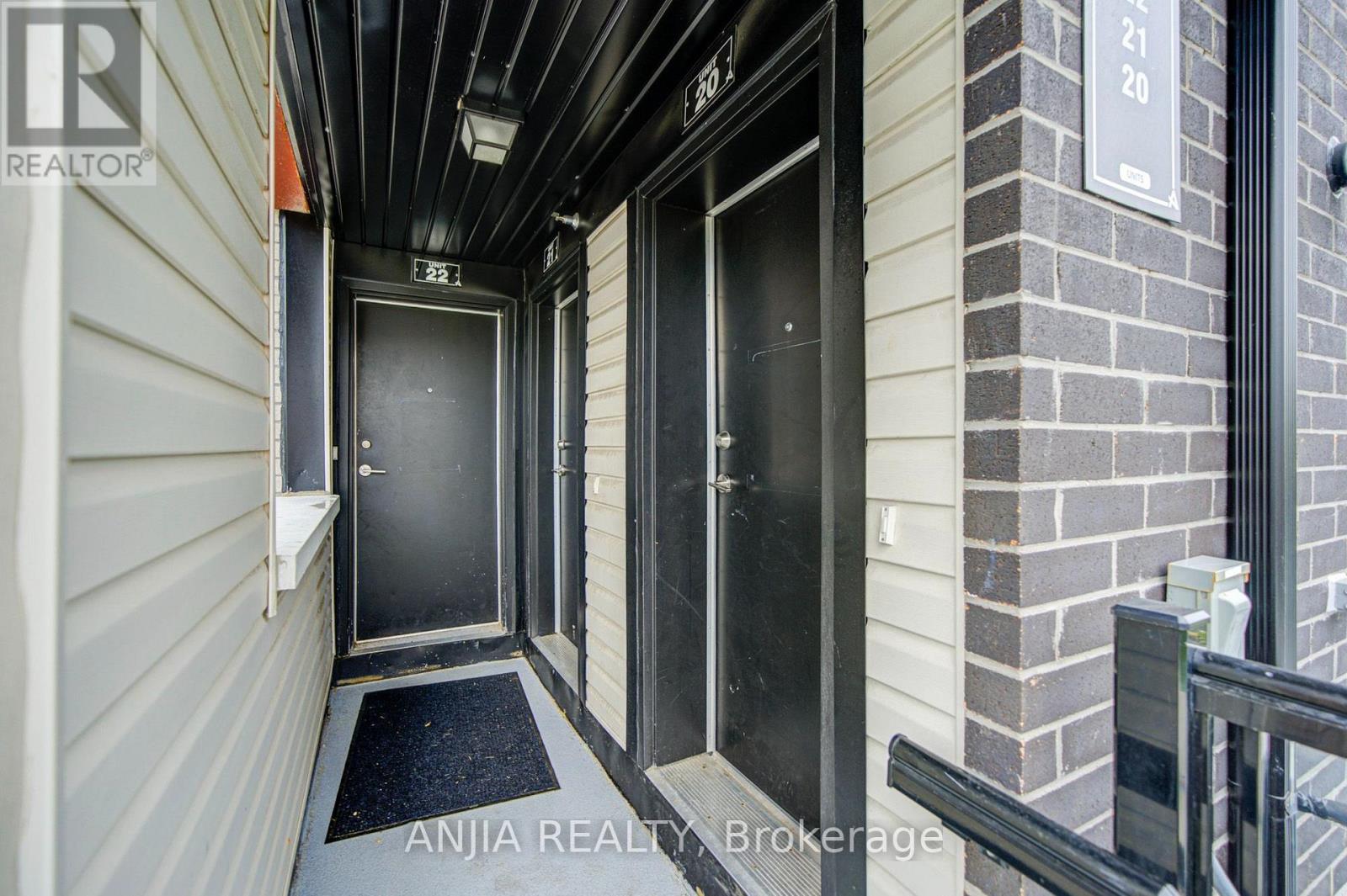 21 - 235 Mclevin Avenue Property Photo 3