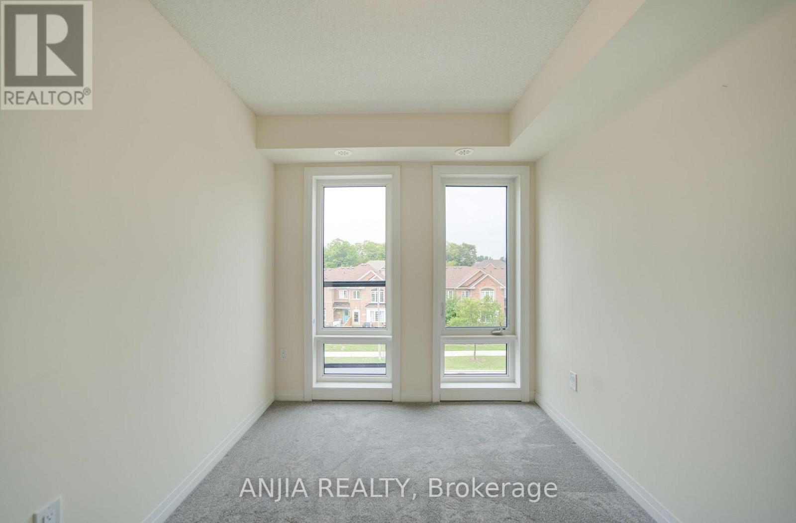 21 - 235 Mclevin Avenue Property Photo 18