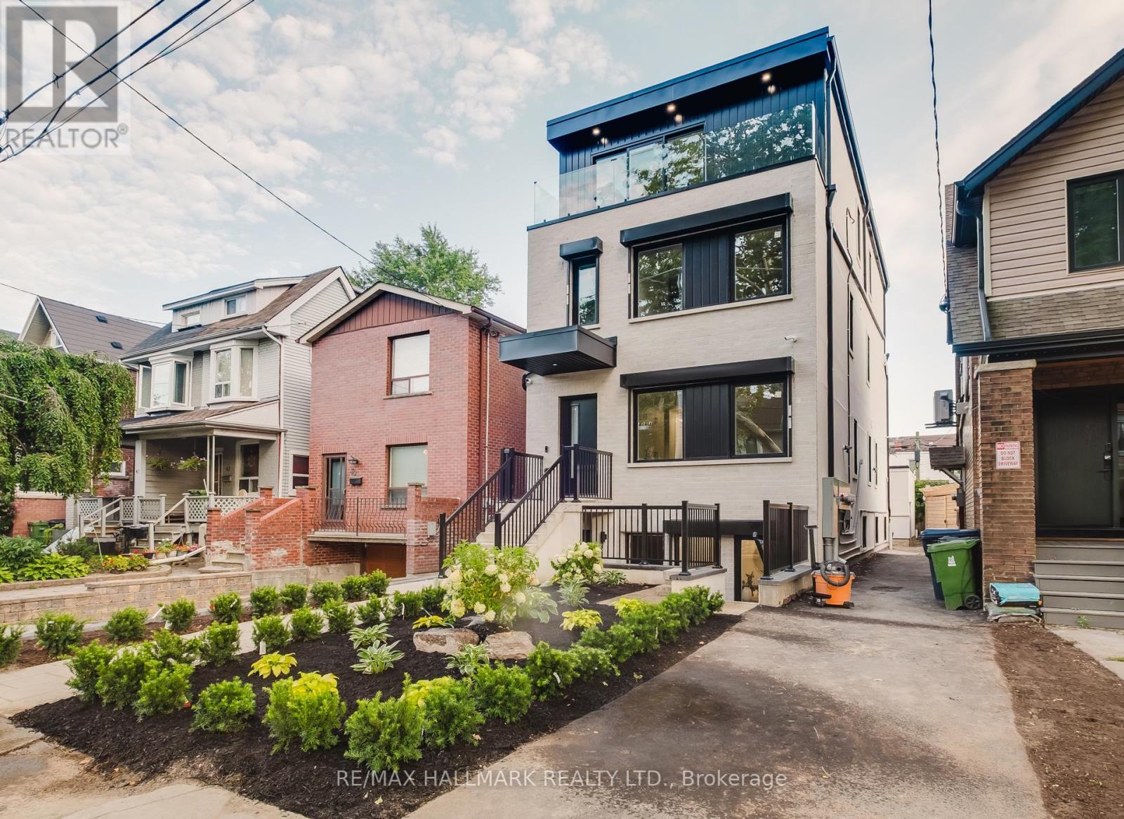 GARDEN SUITE - 37 MILVERTON BOULEVARD