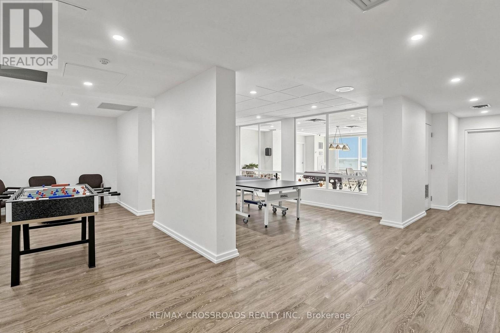 511 - 3233 Eglinton Avenue E Property Photo 36