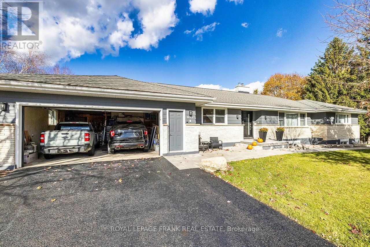 1695 Scugog Street Property Photo 2