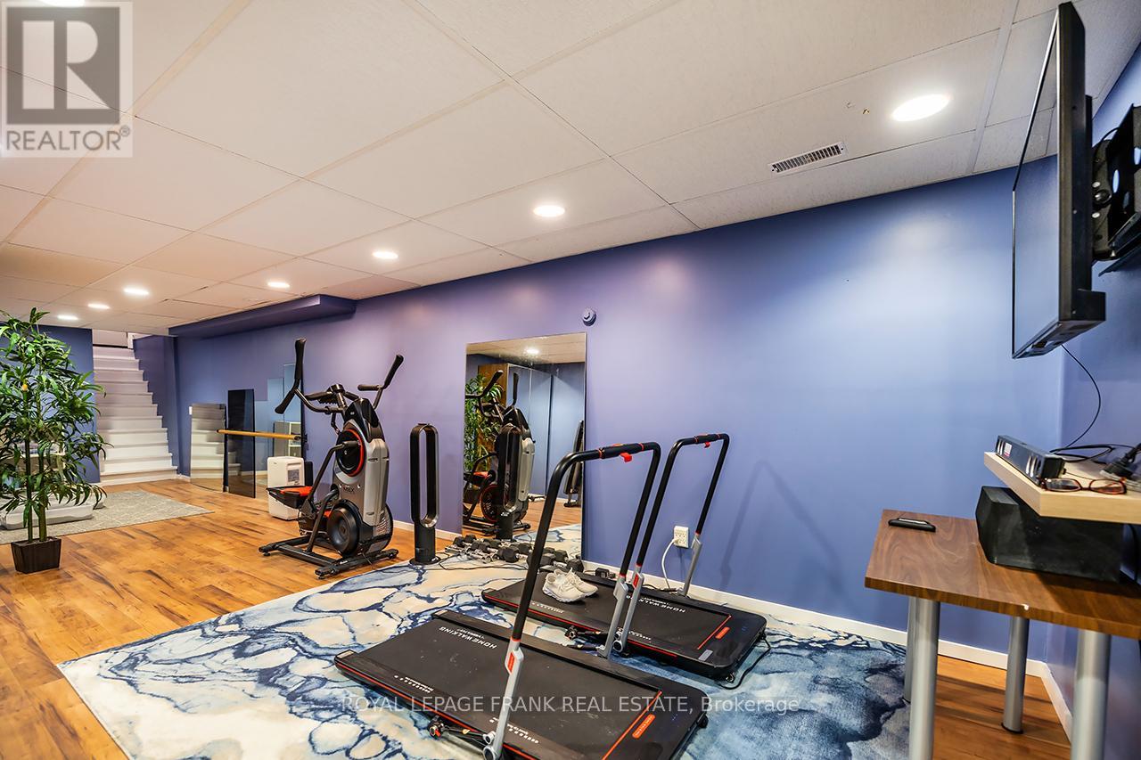 1695 Scugog Street Property Photo 26