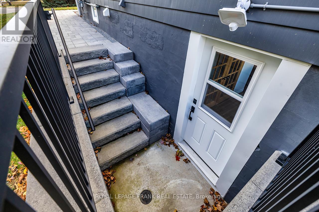 1695 Scugog Street Property Photo 38
