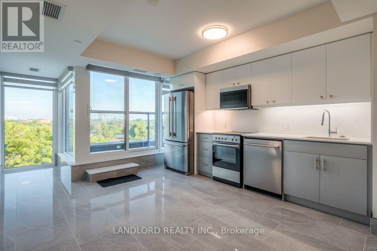 704 - 2 Manderley Drive Property Photo 1