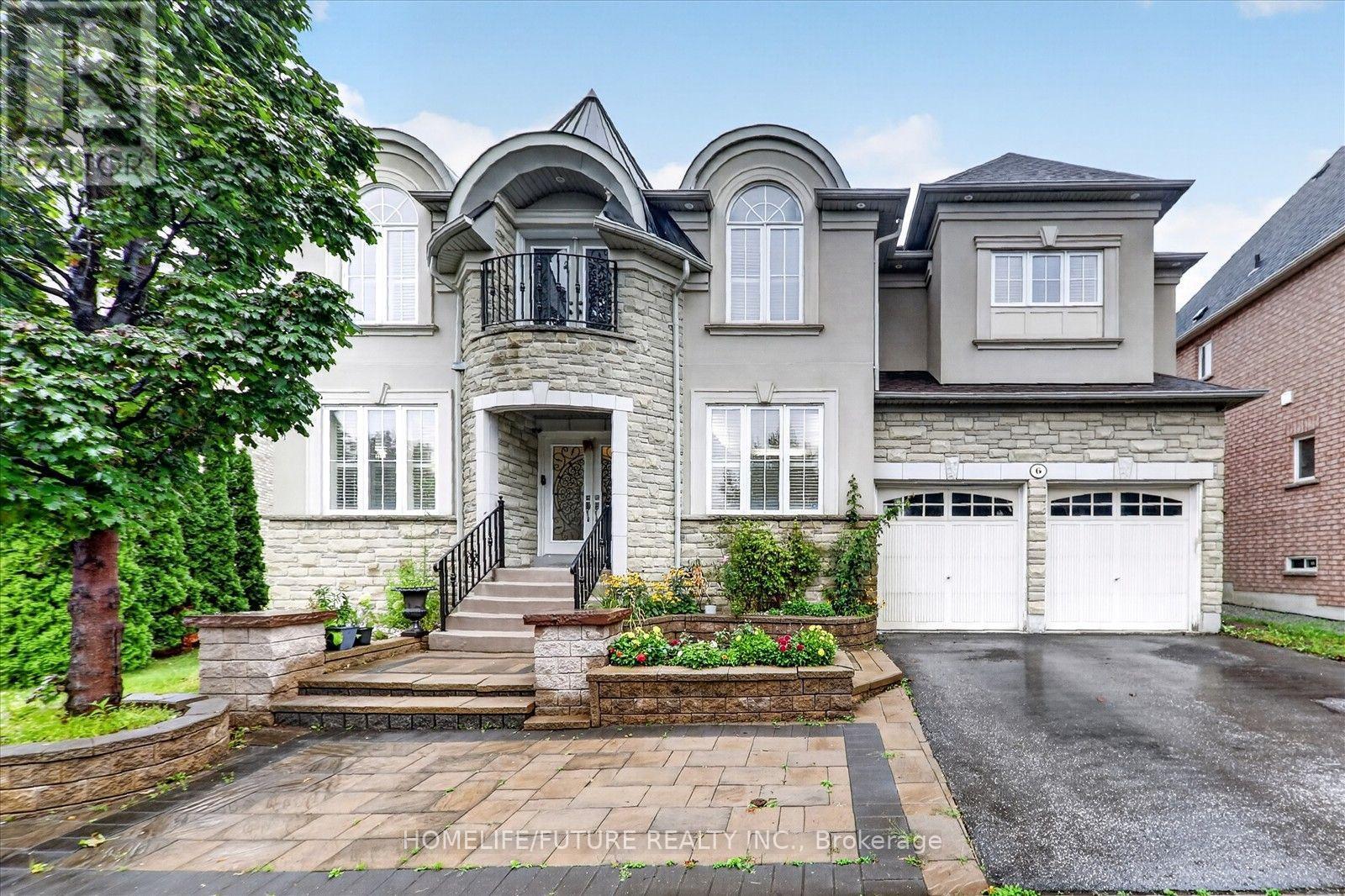 6 Dolby Crescent Property Photo 1