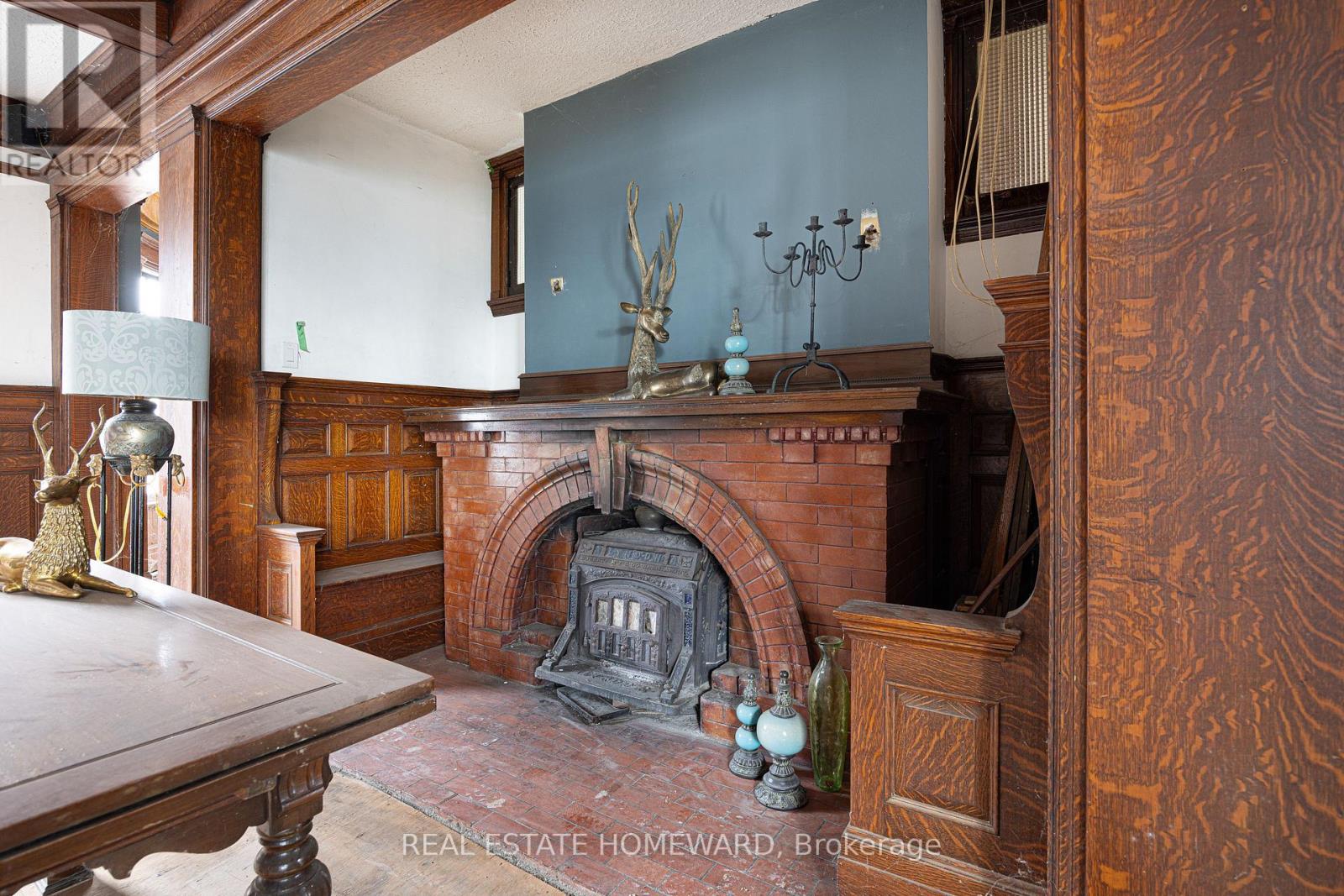 3025 Queen Street E Property Photo 22