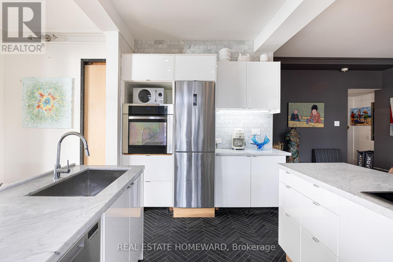 3025 Queen Street E Property Photo 42