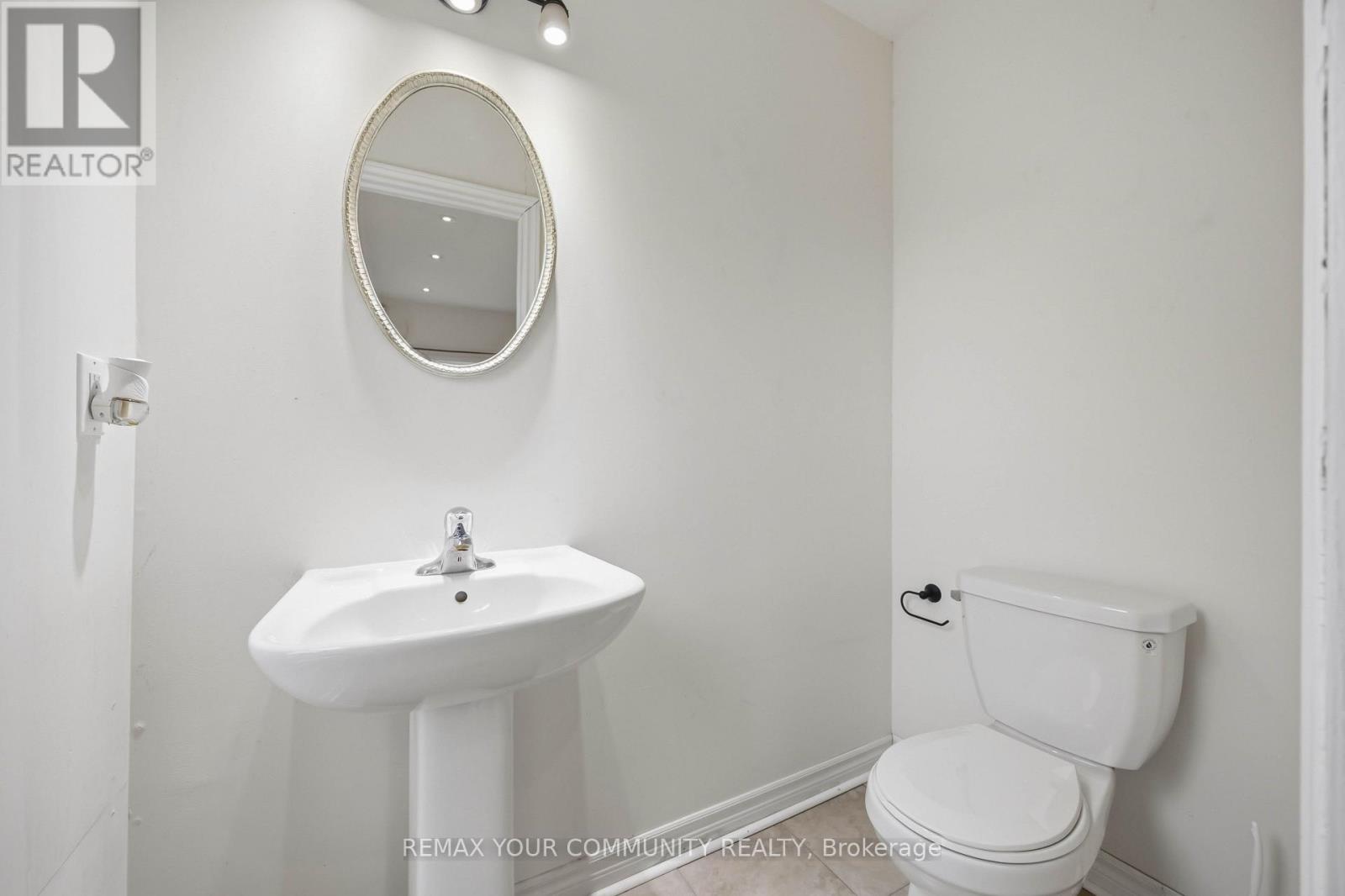 4973 Old Brock Road Property Photo 11