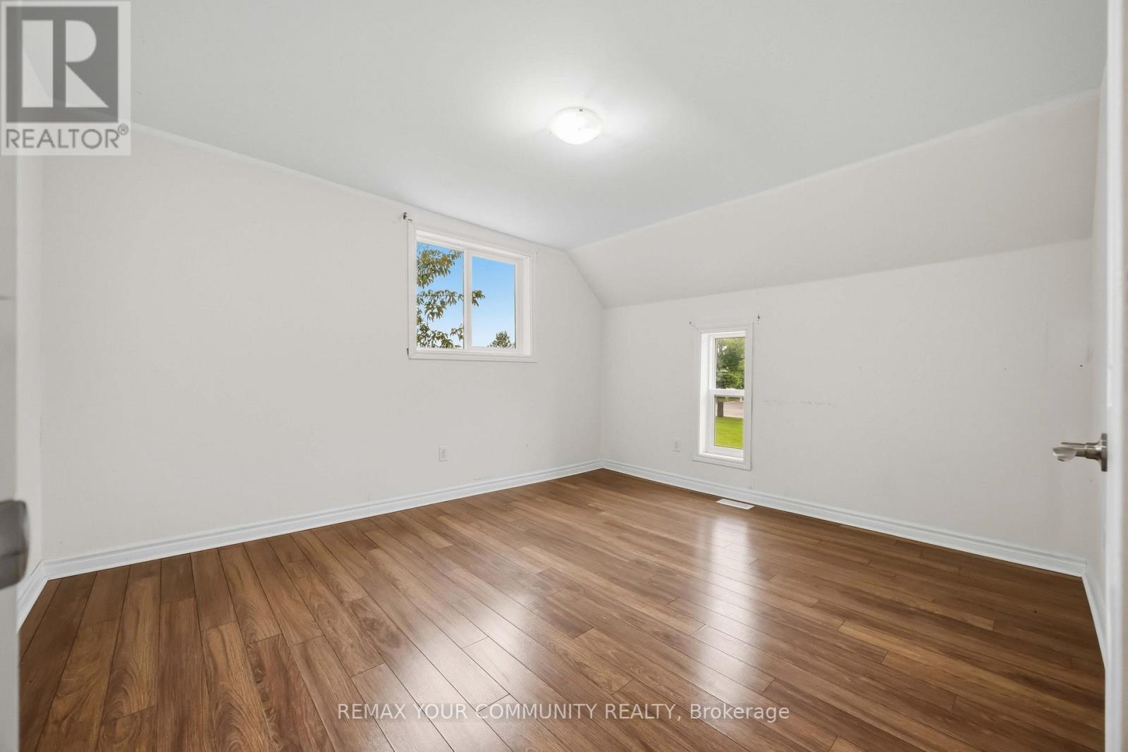 4973 Old Brock Road Property Photo 13