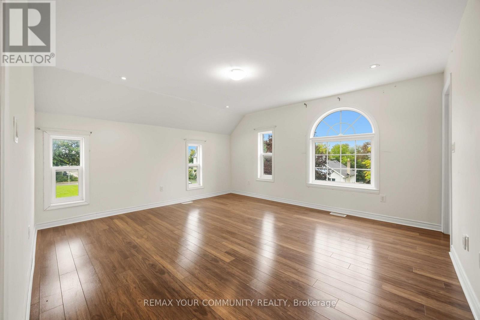 4973 Old Brock Road Property Photo 17