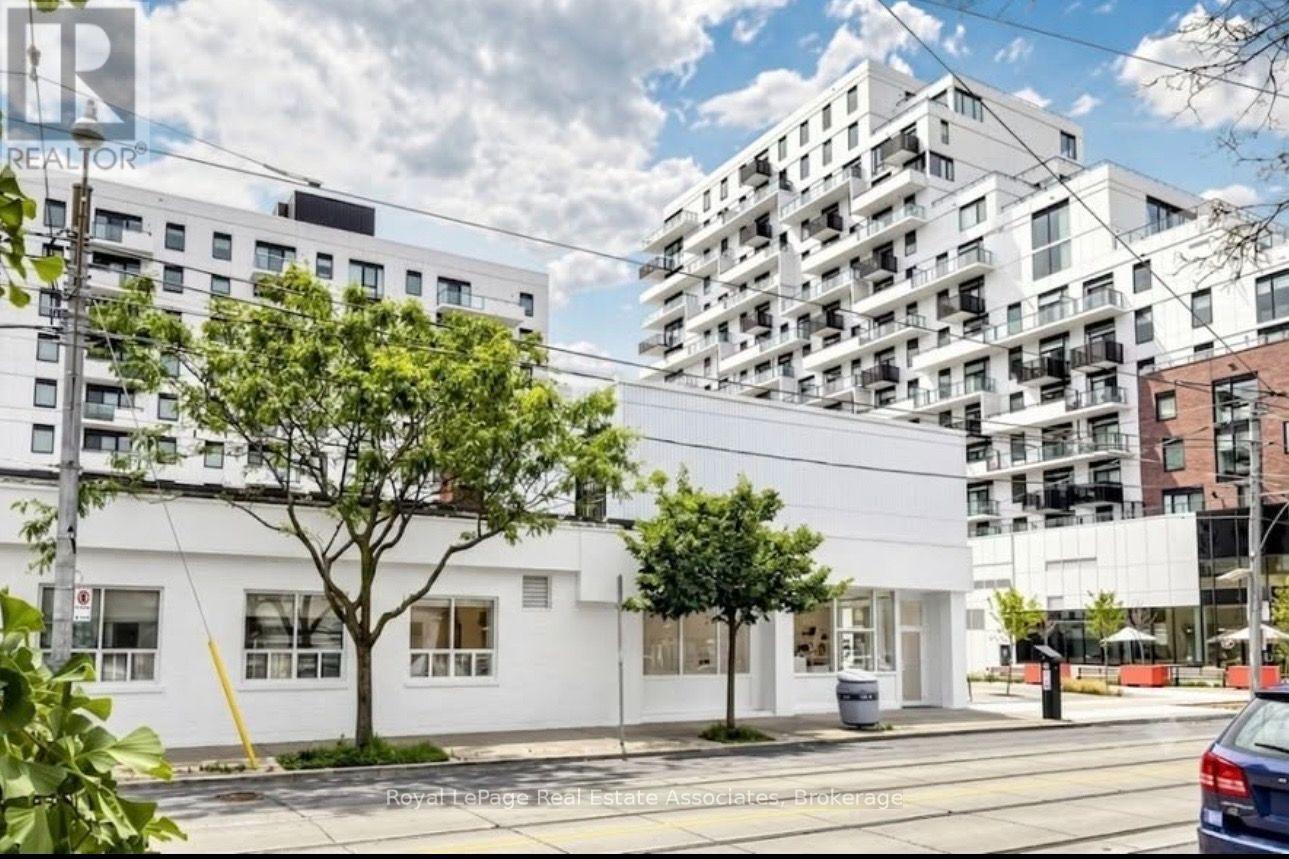 1597 Queen Street E Property Photo 2