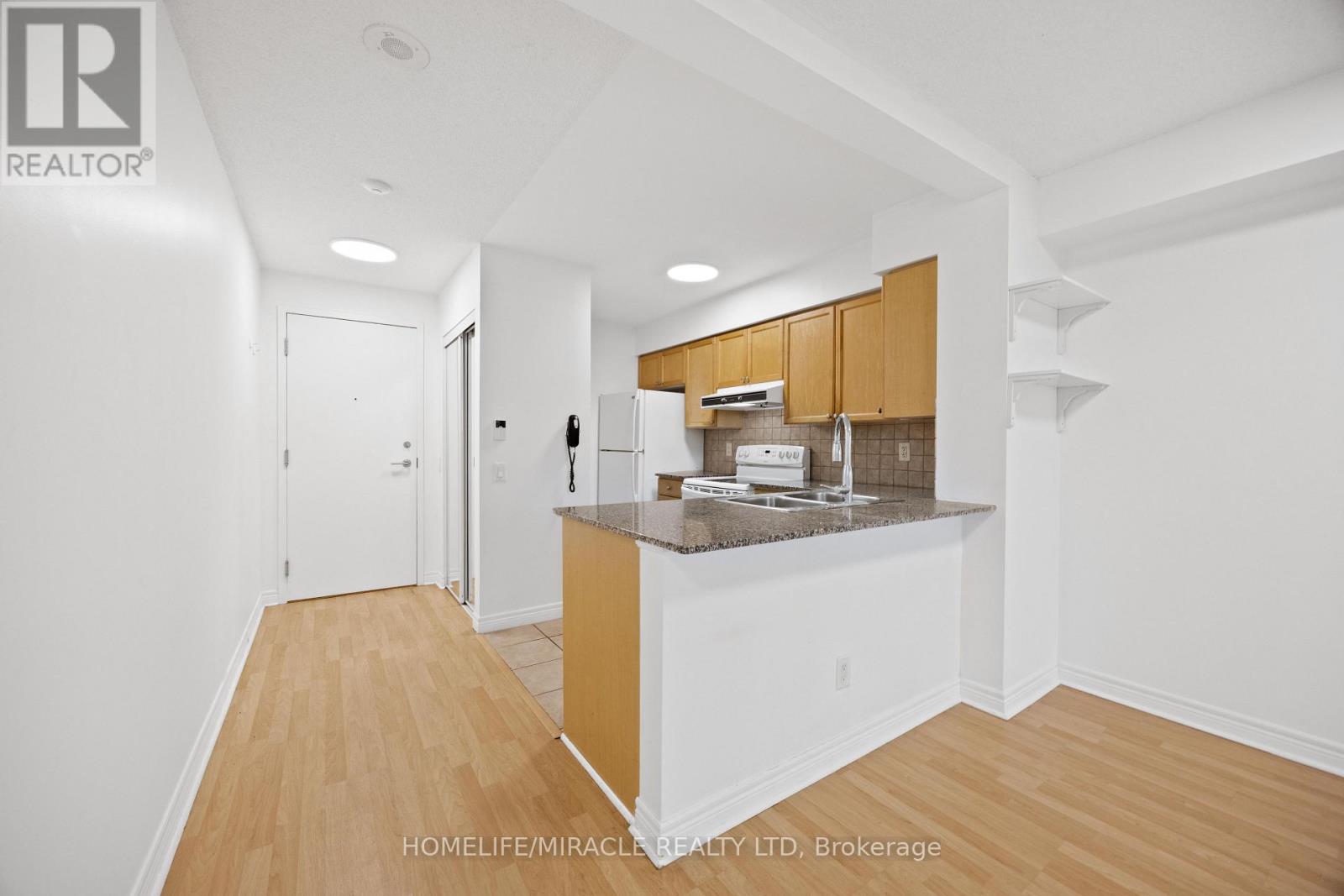 410 - 83 Borough Drive Property Photo 3