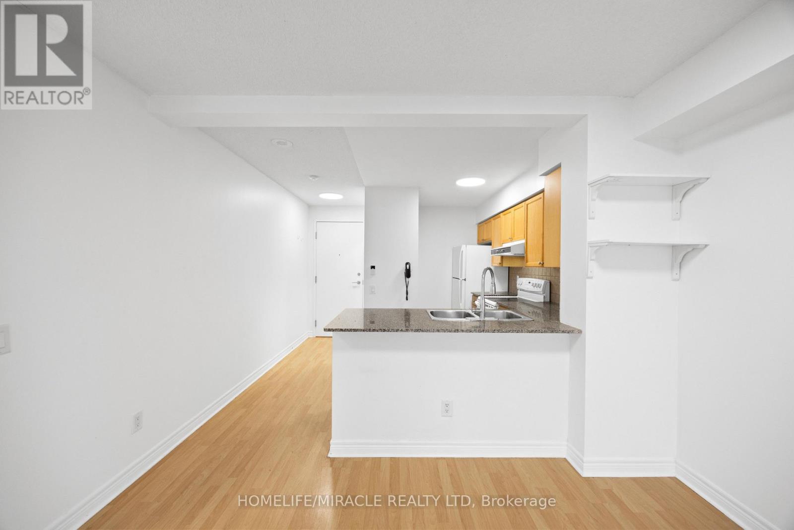 410 - 83 Borough Drive Property Photo 10