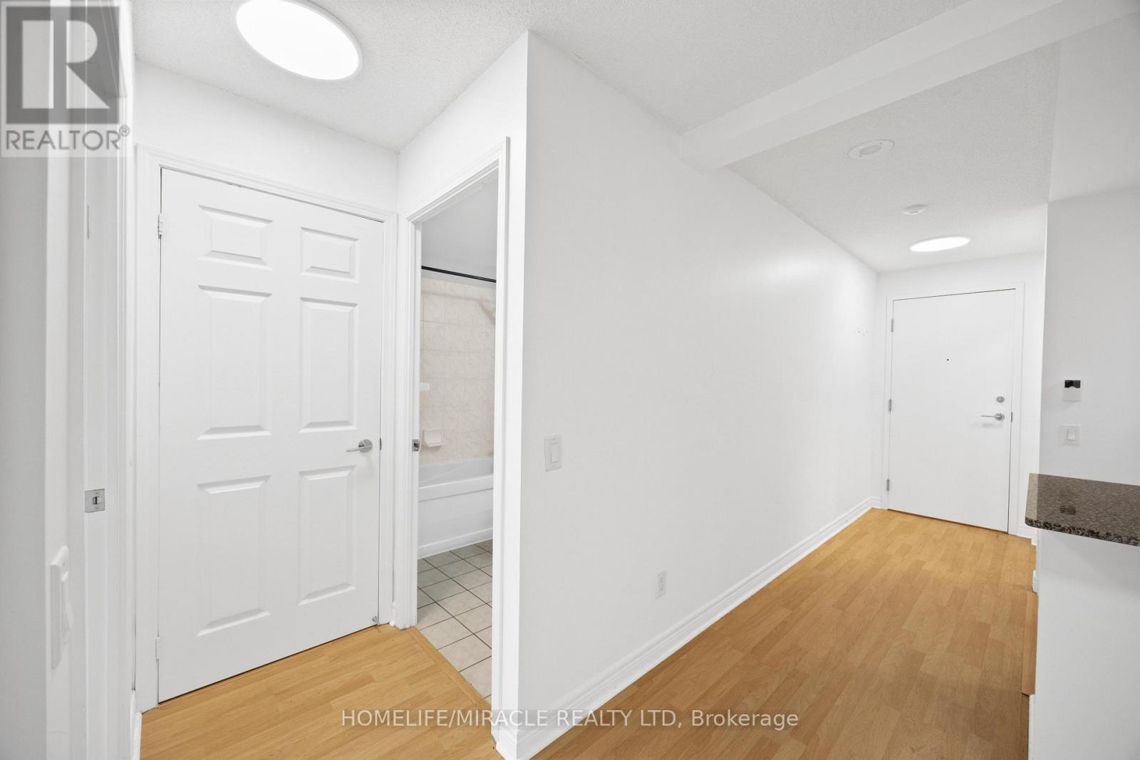 410 - 83 Borough Drive Property Photo 15