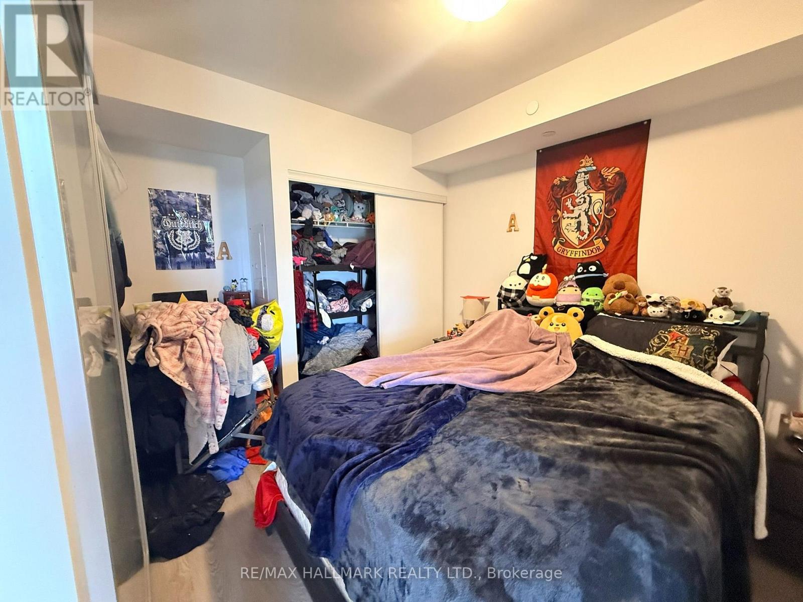 1501 - 2550 Simcoe Street N Property Photo 7
