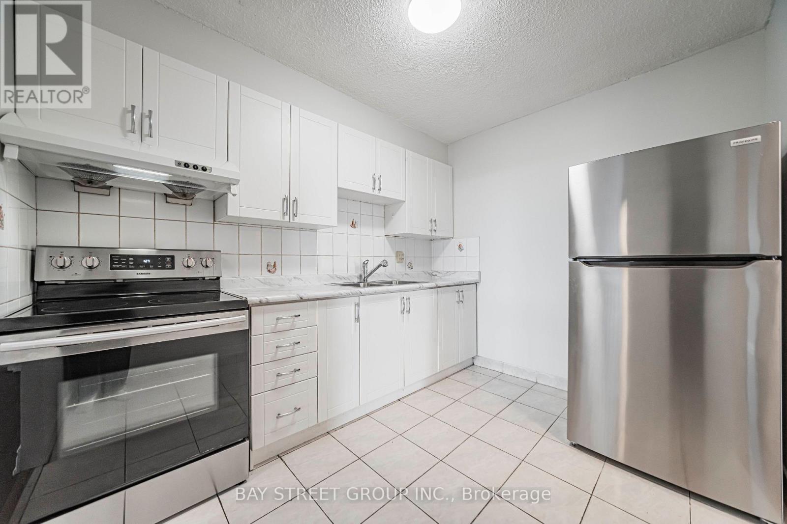 1401 - 4101 Sheppard Avenue E Property Photo 10