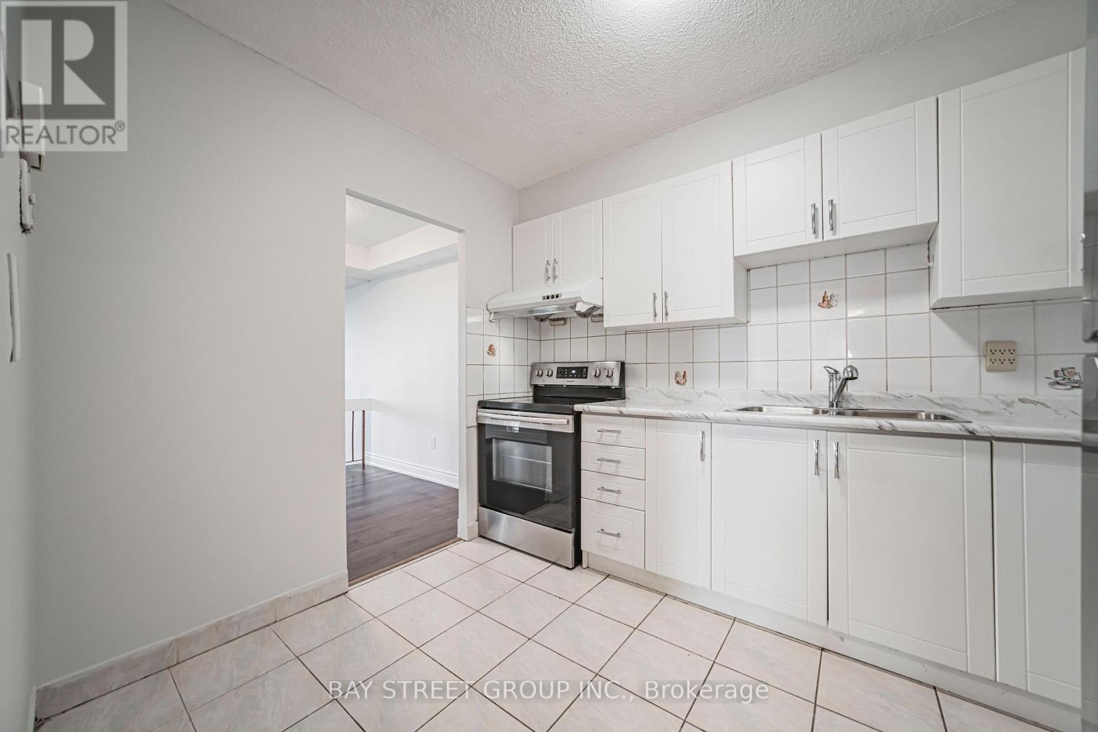 1401 - 4101 Sheppard Avenue E Property Photo 11
