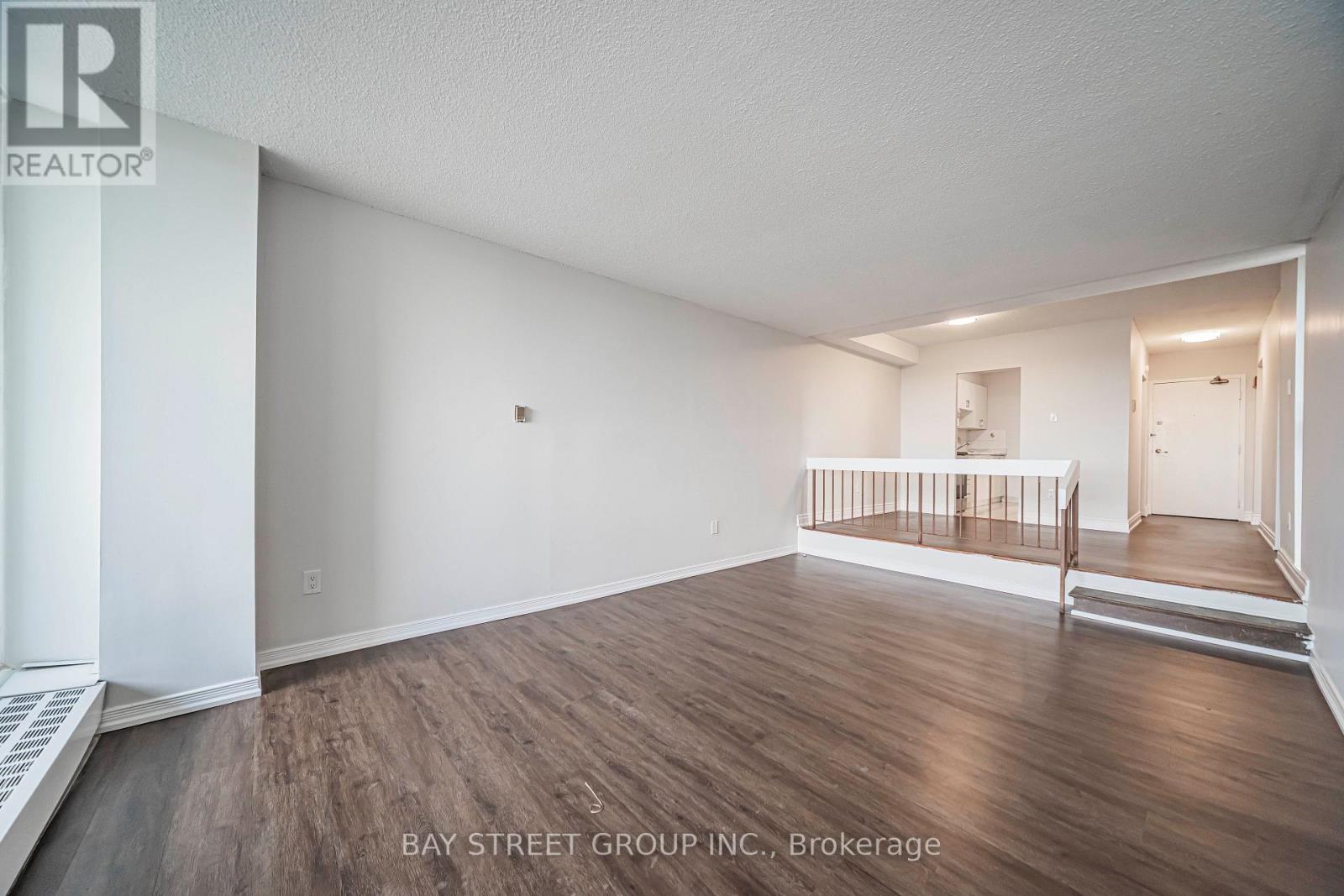 1401 - 4101 Sheppard Avenue E Property Photo 16