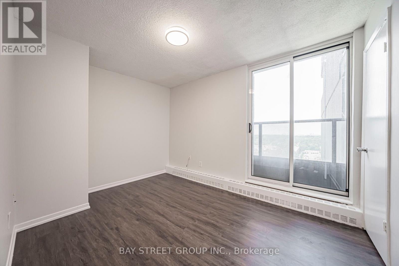 1401 - 4101 Sheppard Avenue E Property Photo 17