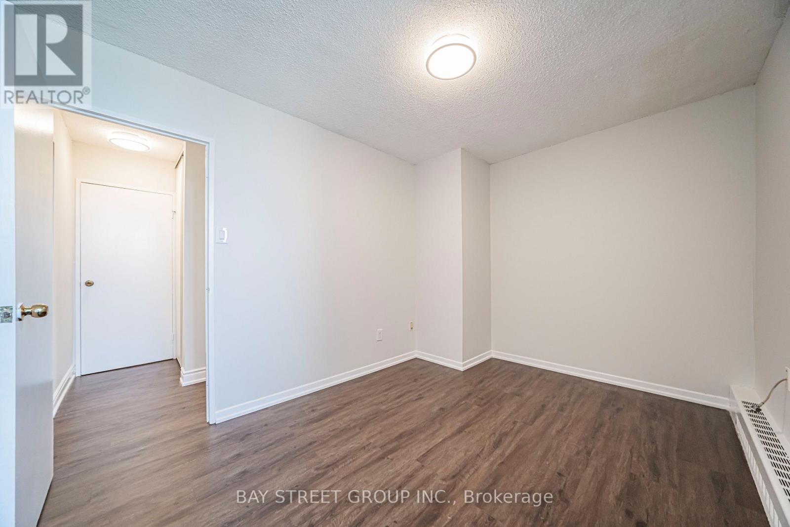 1401 - 4101 Sheppard Avenue E Property Photo 18