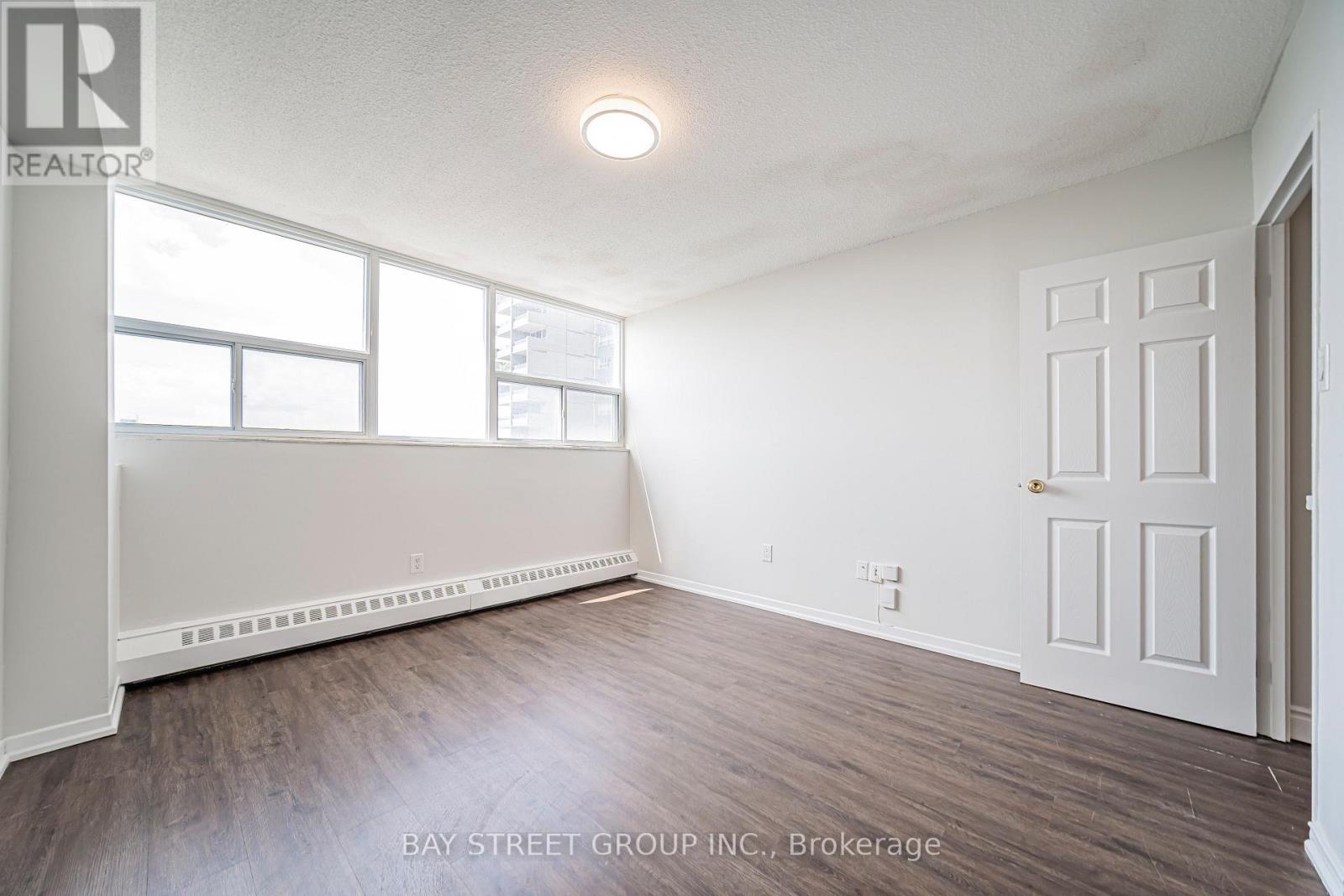 1401 - 4101 Sheppard Avenue E Property Photo 22