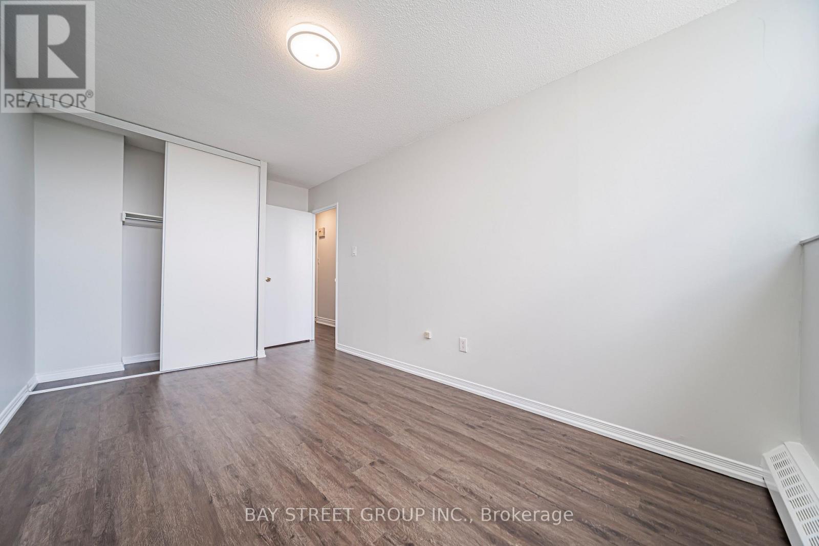 1401 - 4101 Sheppard Avenue E Property Photo 27