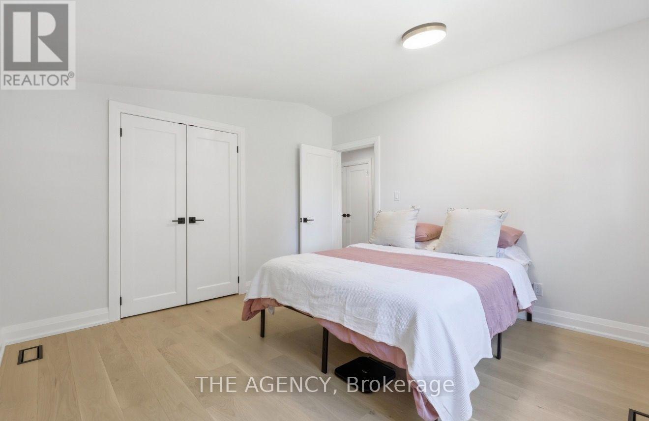 364 Adelaide Avenue E Property Photo 18