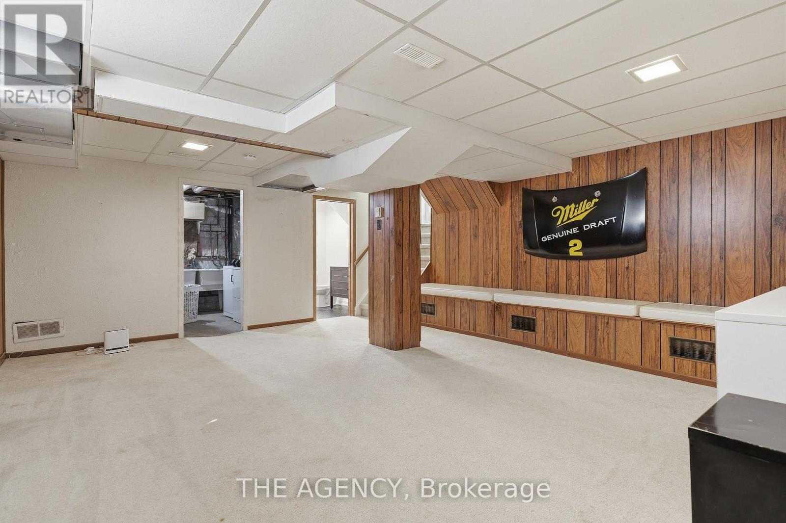 364 Adelaide Avenue E Property Photo 30