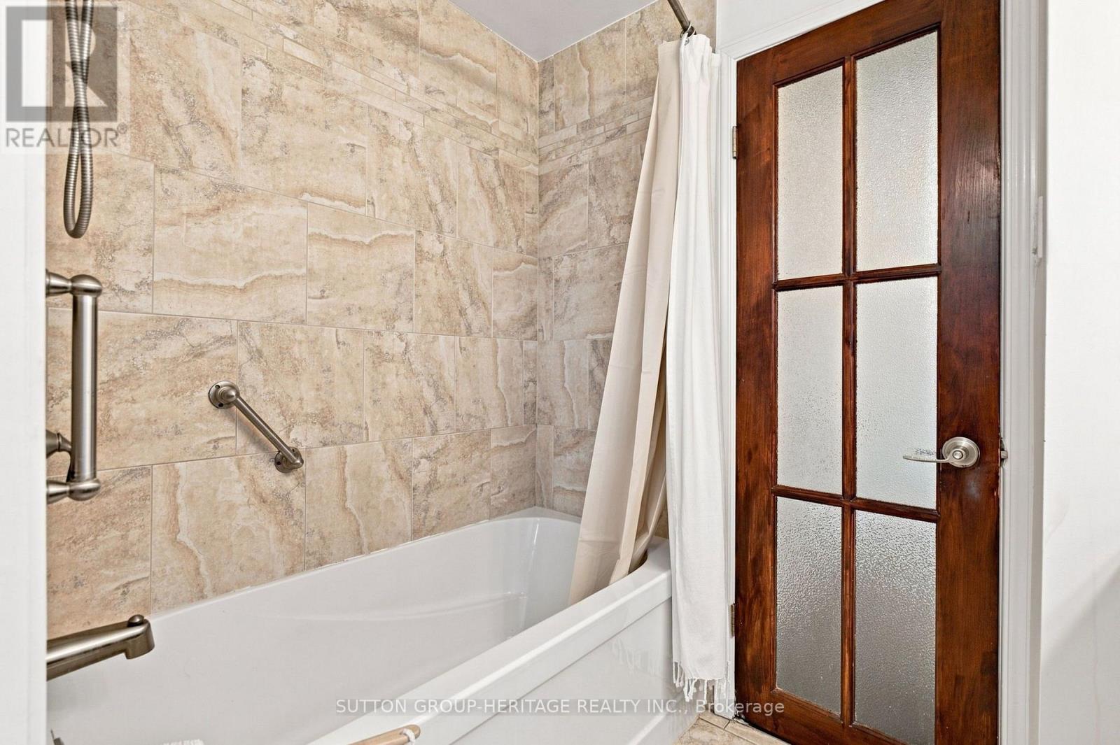 843 Carnation Court Property Photo 14