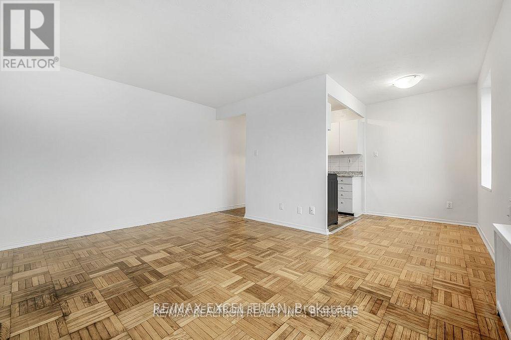 303 - 156 Kingston Road Property Photo 7