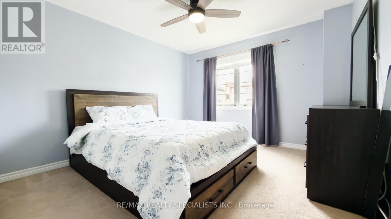 111 Civic Centre Drive Property Photo 14