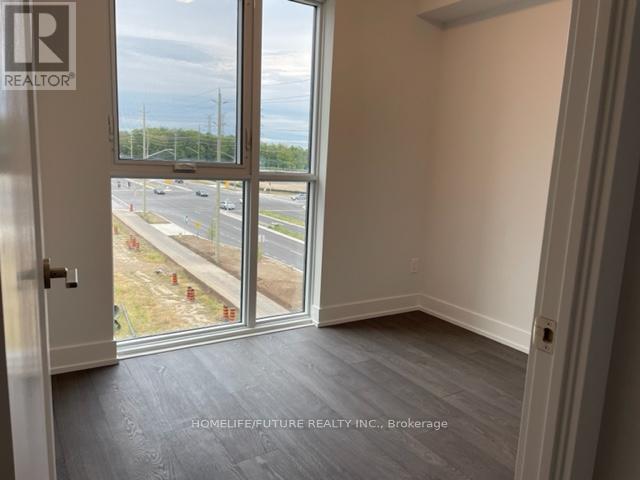 407 - 2550 Simcoe Street N Property Photo 9