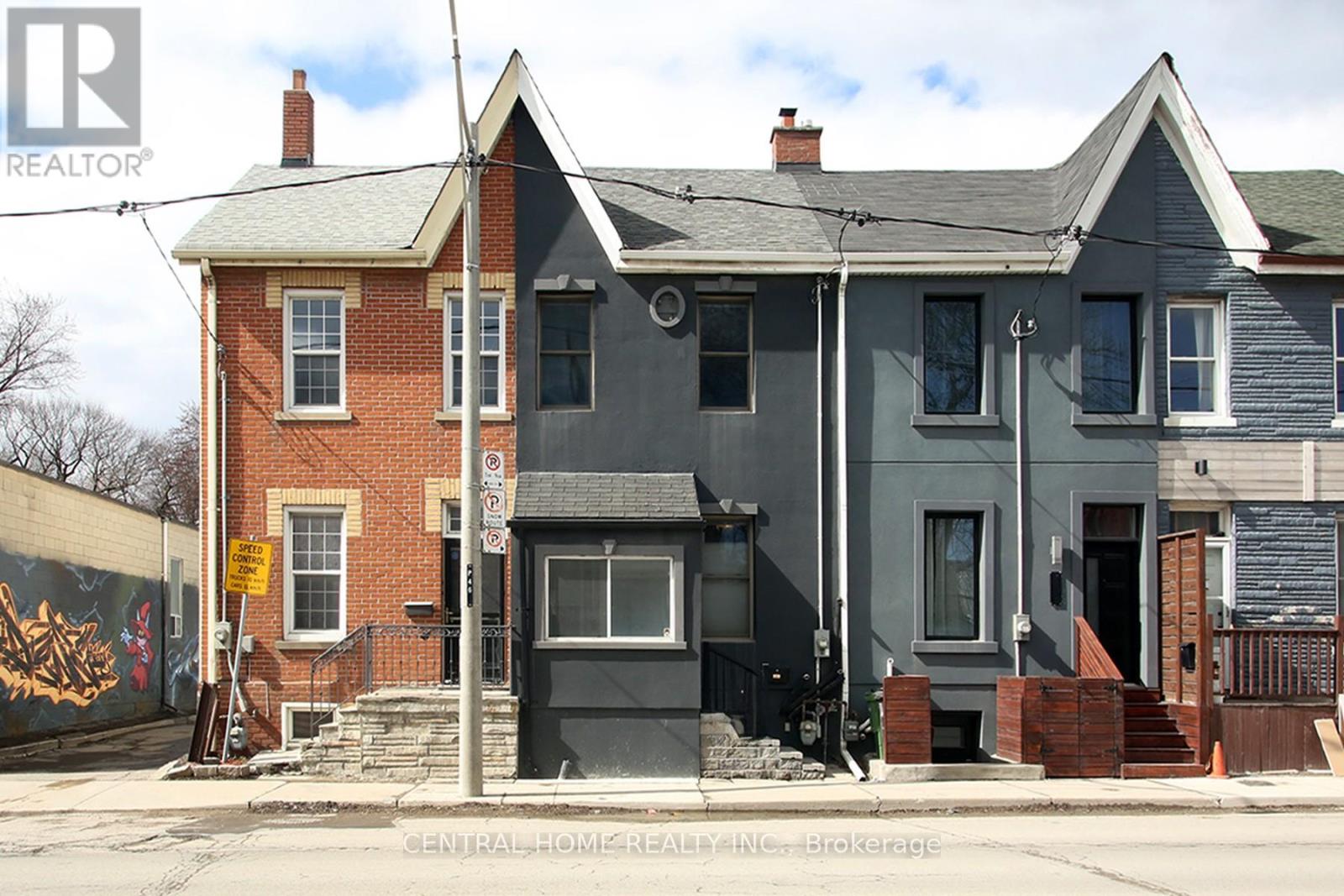 106 Carlaw Avenue Property Photo 1