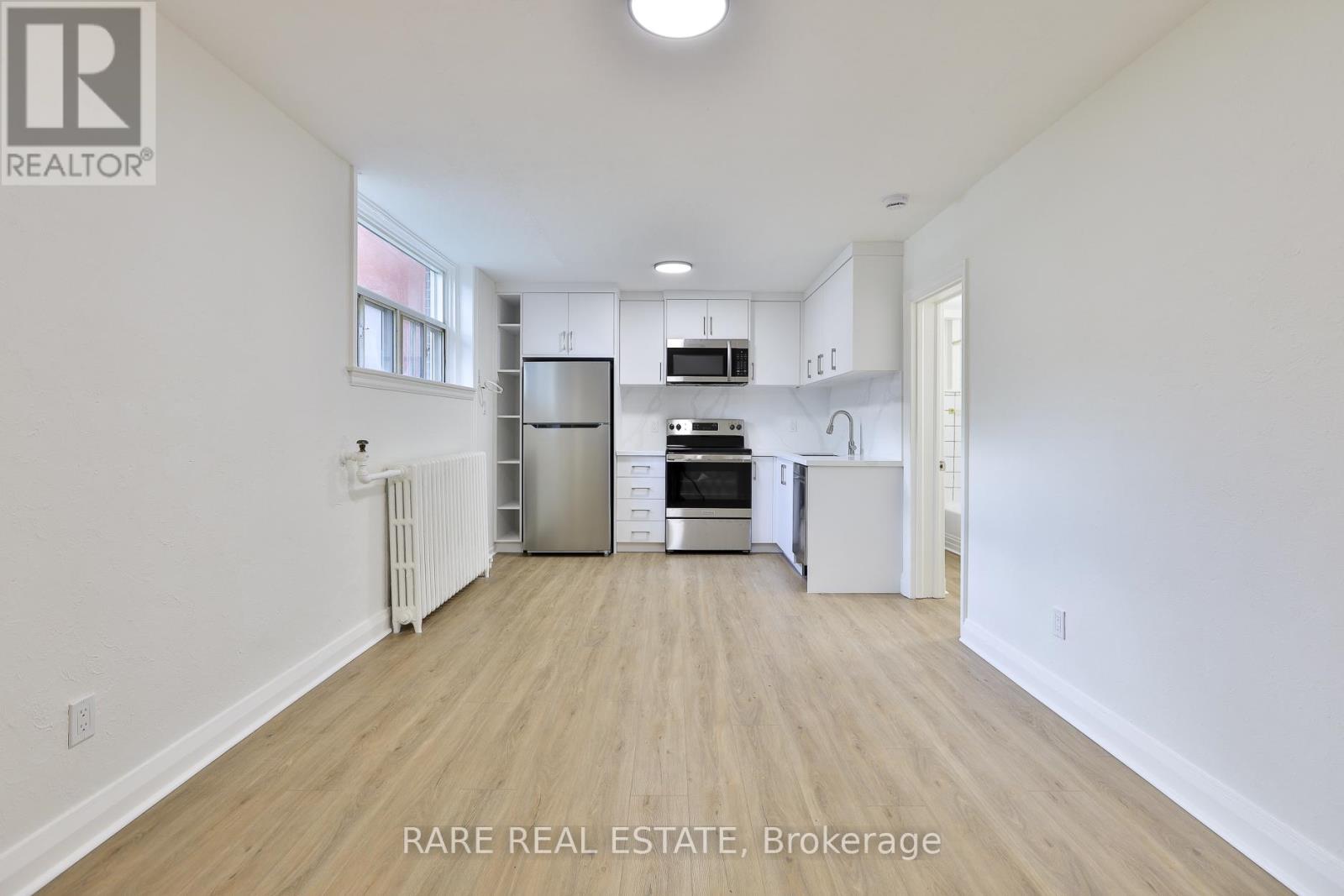 A - 2369 Queen Street E Property Photo 4