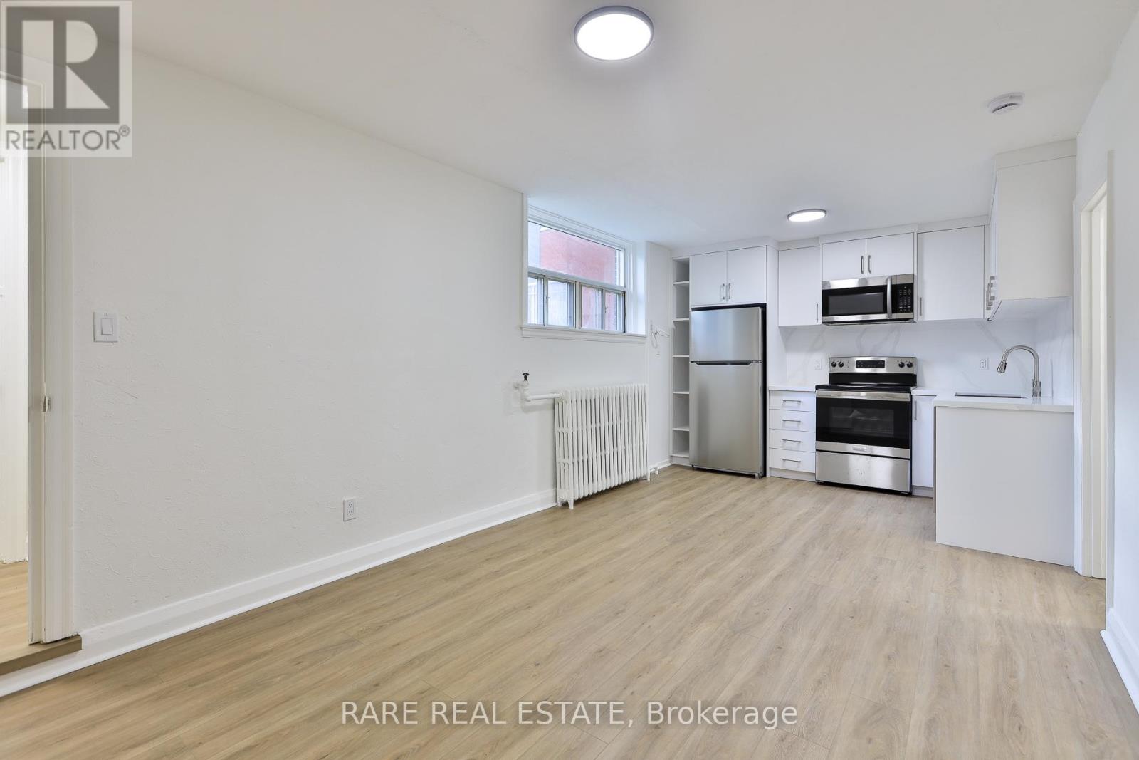 A - 2369 Queen Street E Property Photo 5