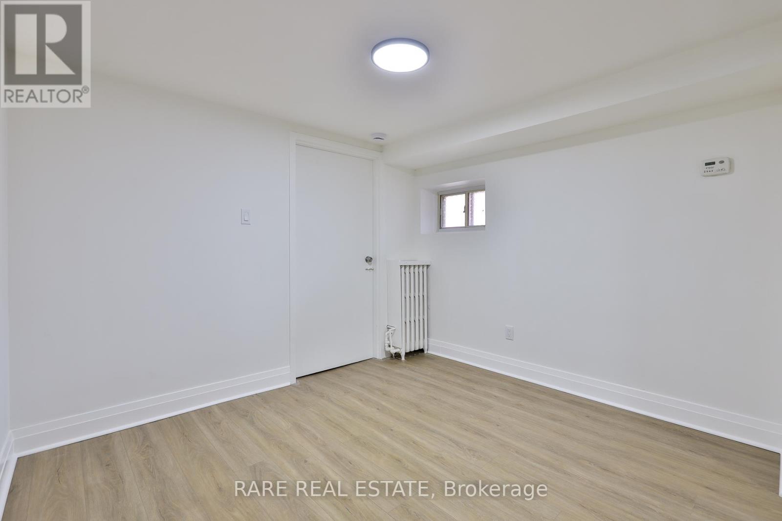 A - 2369 Queen Street E Property Photo 11