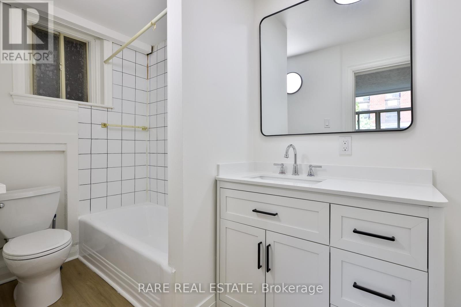 A - 2369 Queen Street E Property Photo 15